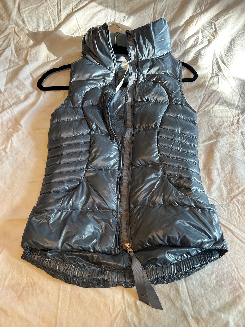 LuLulemon Shiny Quilted Puffer Vest - Slate Metallic with rose gold zipper